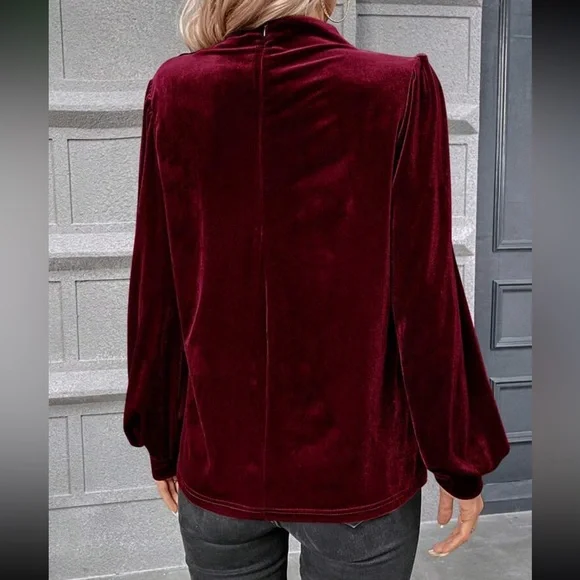 Luxe navy blue draped velvet top - Picture 7 of 16